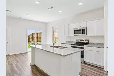 152 Mullen Way, Taylor, TX 76574 - Photo 5