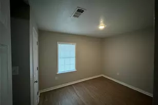 101 S Lockhart St, Manor, TX 78653 - Photo 13