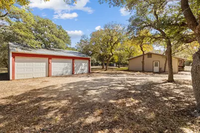 1151 Live Oak Trail, Liberty Hill, TX 78642 - Photo 27