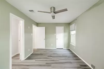 5900 Richard Carlton Boulevard, Austin, TX 78727 - Photo 7