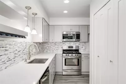 5900 Richard Carlton Boulevard, Austin, TX 78727 - Photo 23