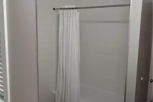 2102 Townes Ln, Austin, TX 78703 - Photo 11