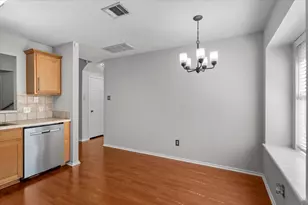 1013 Sweet Melissa Dr, Pflugerville, TX 78660 - Photo 9