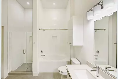 2727 Travis Street #624, Houston, TX 77006 - Photo 13