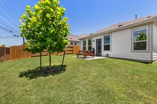 8306 Haflinger Dr, Austin, TX 78747 - Photo 15
