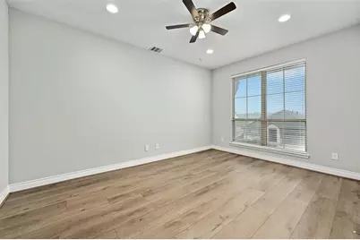 132 Santa Maria Street, Georgetown, TX 78628 - Photo 5