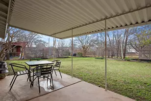 2203 Falcon Hill Dr, Austin, TX 78745 - Photo 23