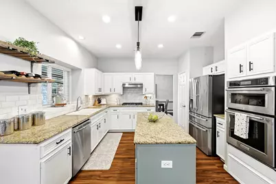 9100 Amanda Drive, Austin, TX 78729 - Photo 13