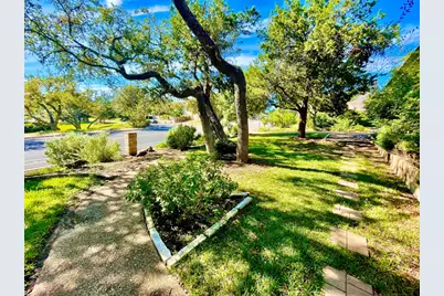 6208 Lost Horizon Drive, Austin, TX 78759 - Photo 13