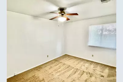 1802 Prairie Knoll Court #B, Austin, TX 78758 - Photo 5