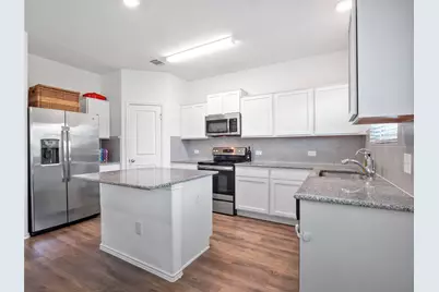 109 Comet Drive #3J, Jarrell, TX 76537 - Photo 9