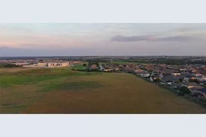1100 County Road 313, Jarrell, TX 76537 - Photo 5