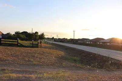 1100 County Road 313, Jarrell, TX 76537 - Photo 11