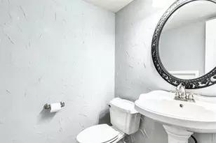 901 Glass Dr, Leander, TX 78641 - Photo 9