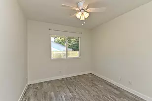 1202 Woodfield Dr, Austin, TX 78758 - Photo 17