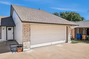 1202 Woodfield Dr, Austin, TX 78758 - Photo 3