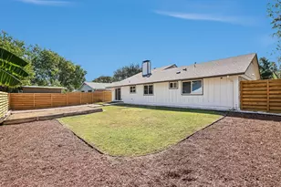 1202 Woodfield Dr, Austin, TX 78758 - Photo 1