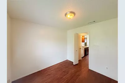 10904 Meadgreen Court, Austin, TX 78758 - Photo 15