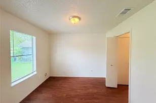 10904 Meadgreen Ct, Austin, TX 78758 - Photo 13