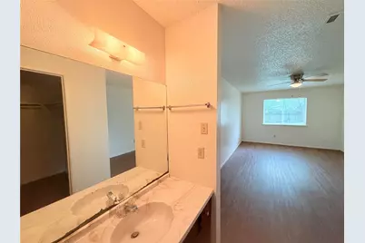 10904 Meadgreen Court, Austin, TX 78758 - Photo 21