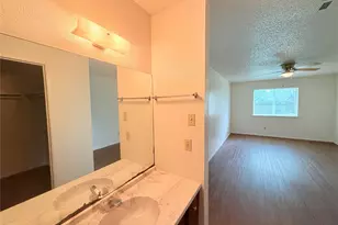 10904 Meadgreen Ct, Austin, TX 78758 - Photo 21
