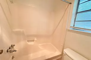 10904 Meadgreen Ct, Austin, TX 78758 - Photo 23
