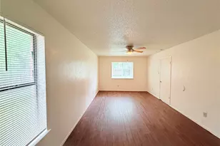 10904 Meadgreen Ct, Austin, TX 78758 - Photo 19
