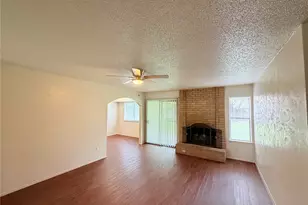 10904 Meadgreen Ct, Austin, TX 78758 - Photo 3