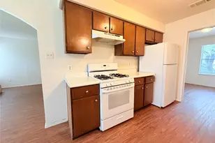 10904 Meadgreen Ct, Austin, TX 78758 - Photo 11
