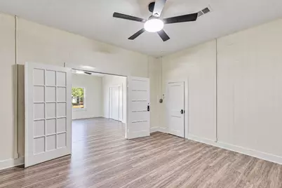 106 N Pear Street, Rockdale, TX 76567 - Photo 9