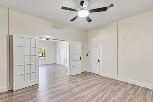 106 N Pear St, Rockdale, TX 76567 - Photo 9