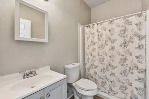 106 N Pear St, Rockdale, TX 76567 - Photo 15
