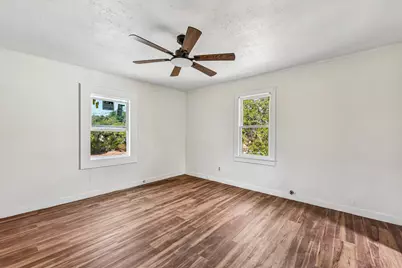 106 N Pear Street, Rockdale, TX 76567 - Photo 27