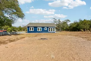 106 N Pear St, Rockdale, TX 76567 - Photo 33
