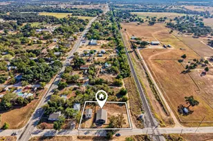 106 N Pear St, Rockdale, TX 76567 - Photo 39
