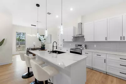 131 Koele Court, Bastrop, TX 78602 - Photo 5