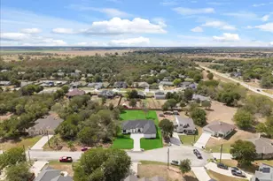 131 Koele Ct, Bastrop, TX 78602 - Photo 33