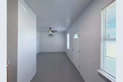 251 Zimmerman Avenue #B, Bastrop, TX 78602 - Photo 5