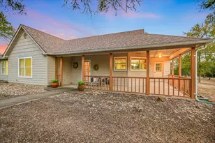 189 Shady Oaks Loop, Cedar Creek, TX 78612 - Photo 3