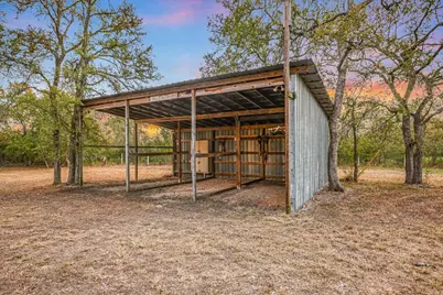 189 Shady Oaks Loop, Cedar Creek, TX 78612 - Photo 23