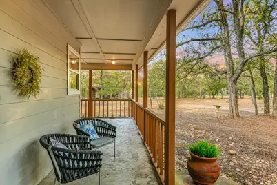 189 Shady Oaks Loop, Cedar Creek, TX 78612 - Photo 5