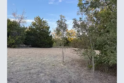 1121 Miller Street, Taylor, TX 76574 - Photo 9