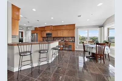 493 Chimney Cove Drive, Marble Falls, TX 78654 - Photo 9