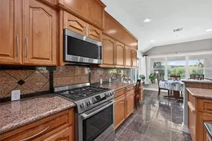 493 Chimney Cove Dr, Marble Falls, TX 78654 - Photo 13