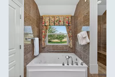 493 Chimney Cove Drive, Marble Falls, TX 78654 - Photo 19