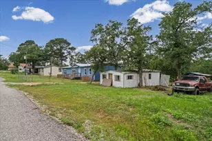 126 Cherokee Cir, Smithville, TX 78957 - Photo 31
