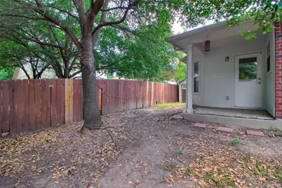 1100 Emmitt Run, Austin, TX 78721 - Photo 37