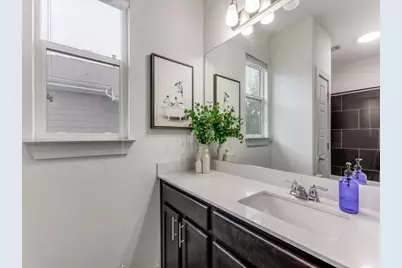 2204 Montague Street, Austin, TX 78741 - Photo 23
