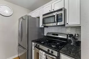 1307 Norwalk Ln, Austin, TX 78703 - Photo 11