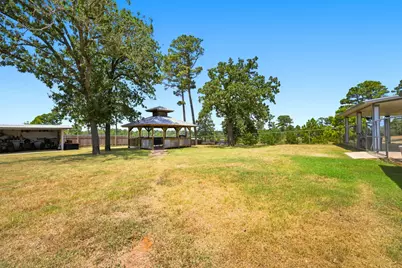 114 Pinedale Drive, Bastrop, TX 78602 - Photo 33